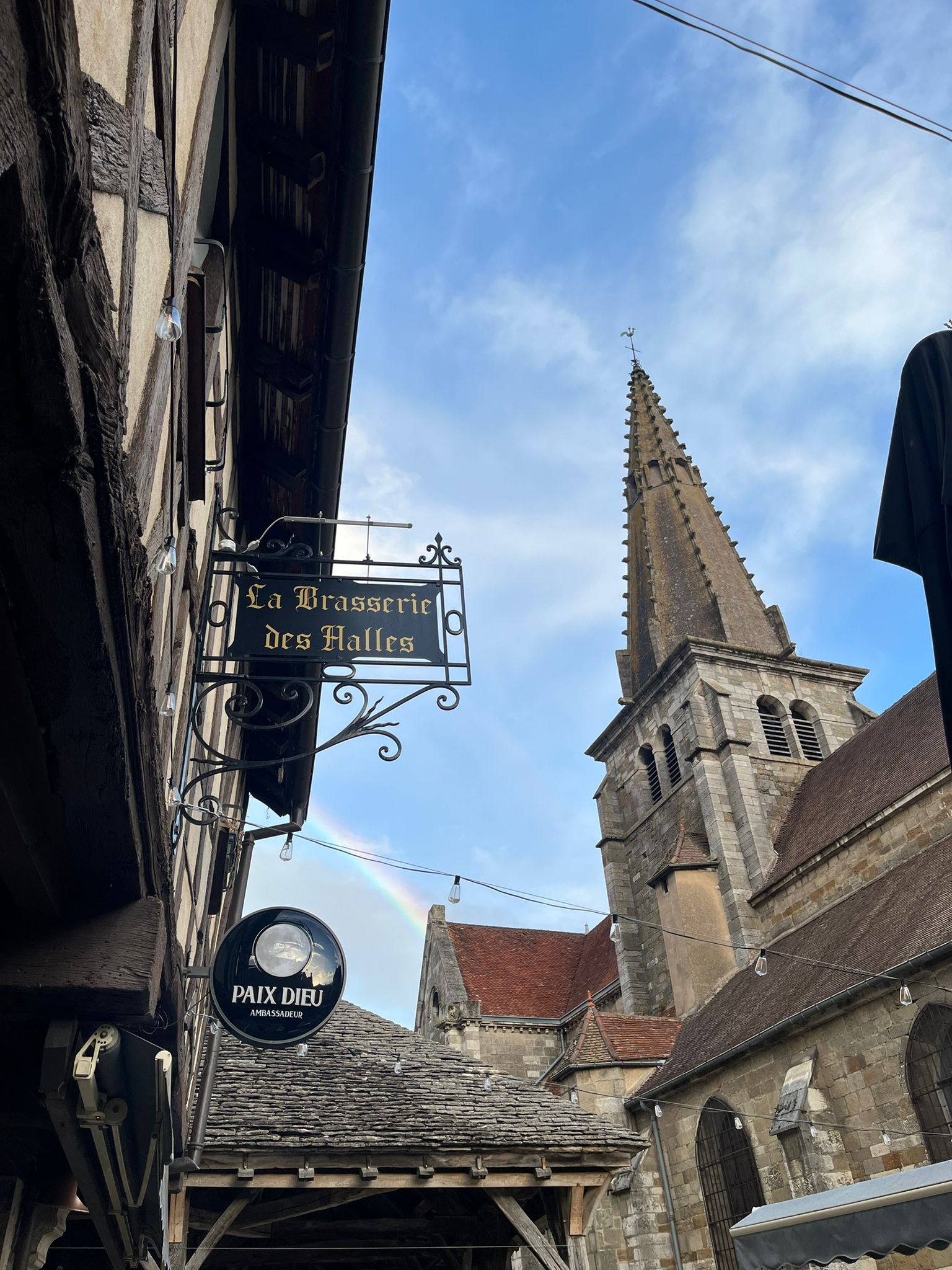 La Brasserie des Halles à Nolay - Restaurant bourguignon